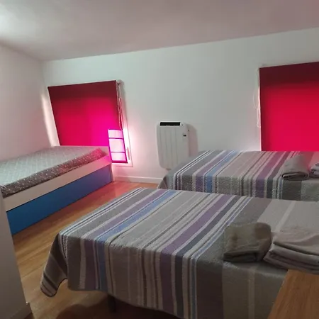 Lägenhet Con Jardin Y 3
