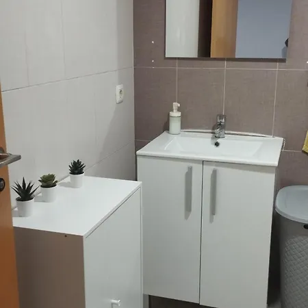 Con Jardin Y 3 Lägenhet Calatorao