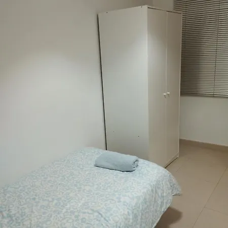 Con Jardin Y 3 * 칼라토라오